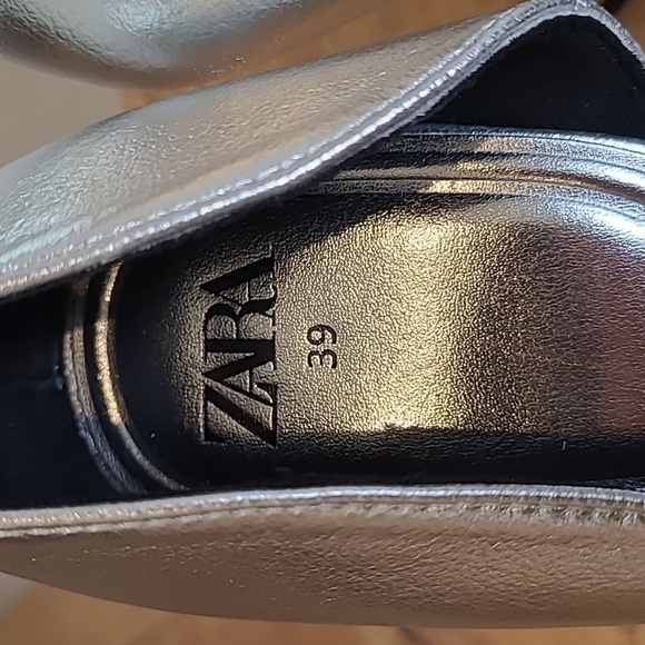 ZARA Silver Pumps - Picture 5 of 7